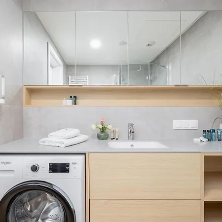 Prestige- Tuz Przy Plazy - Basen, Sauna, Jacuzzi W Cenie Pobytu - Easy - Rent Appartement *